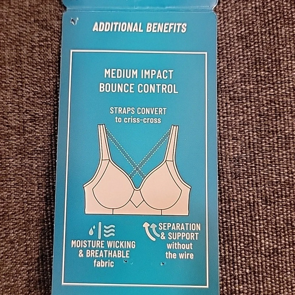 Vanity Fair Wireless Supportive Medium Impact Sports Bra Size 38DD - Picture 4 of 6